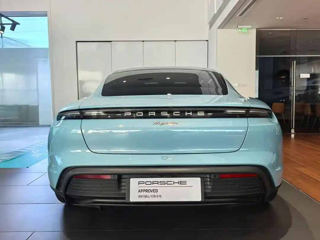 Porsche Taycan 2024 2022 Taycan