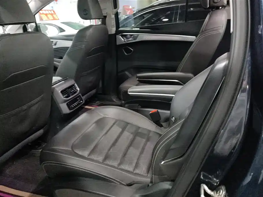 Volkswagen Talagon 2022 380TSI 4WD Luxury Premium Pro Edition 6-seater фото 11