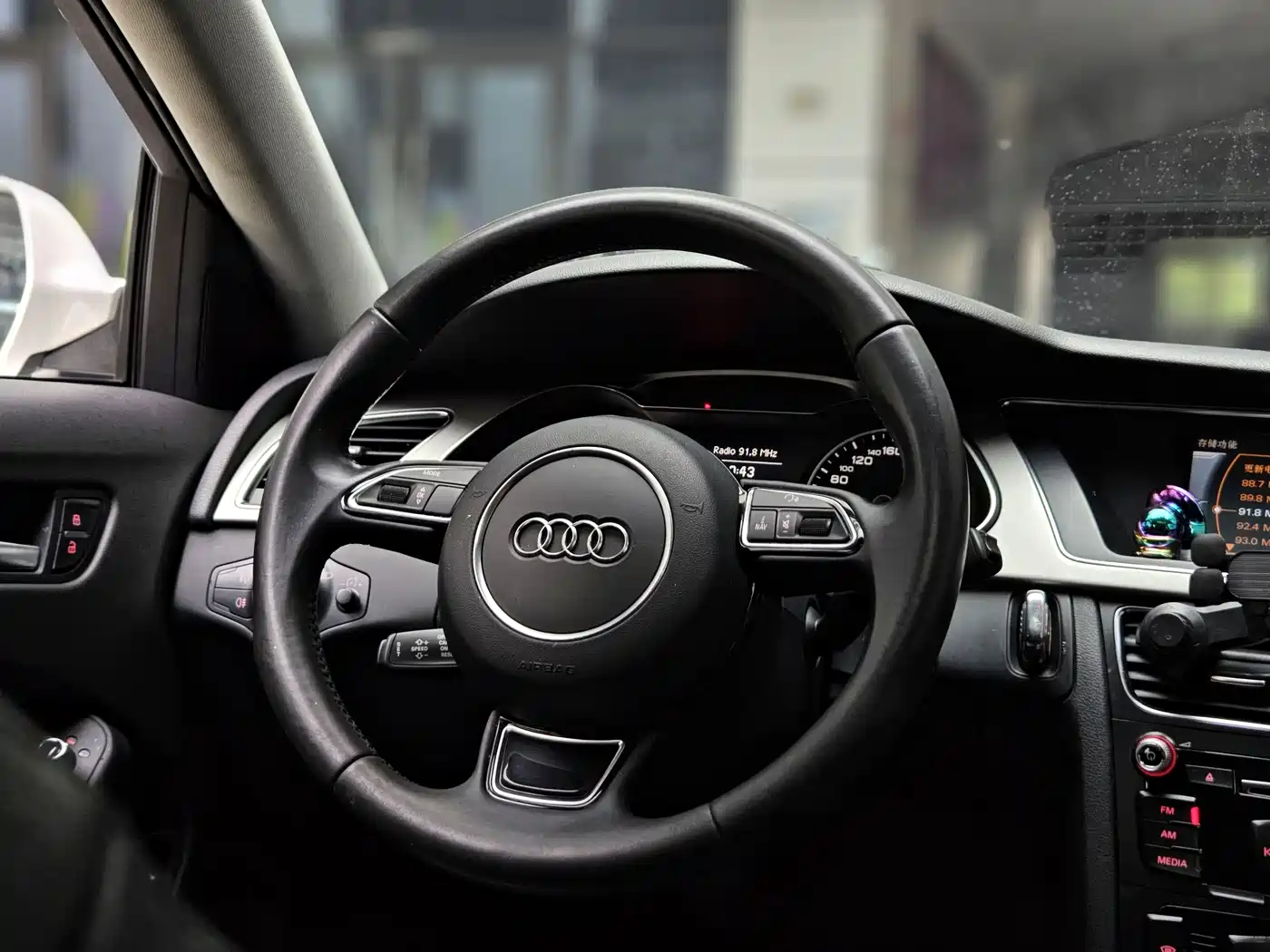 Audi A4L 2013 35 TFSI Automatic Comfort фото 12