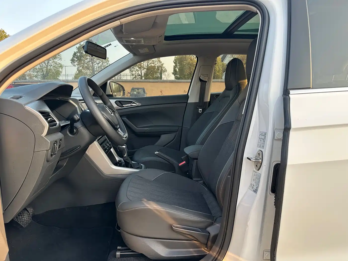 Volkswagen T-Cross 2020 280TSI DSG Comfort Edition фото 8