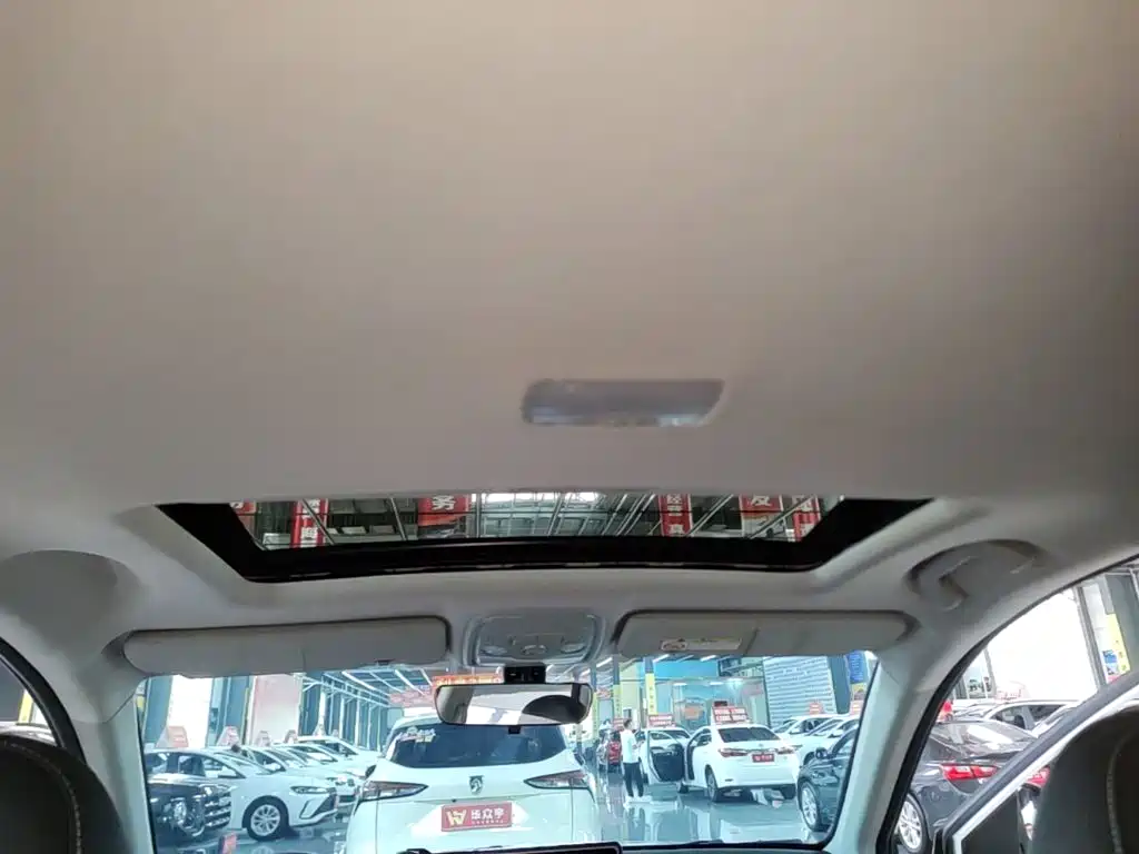 Haval M6 2024 2023 PLUS 1.5T DCT Luxury Smart Connect