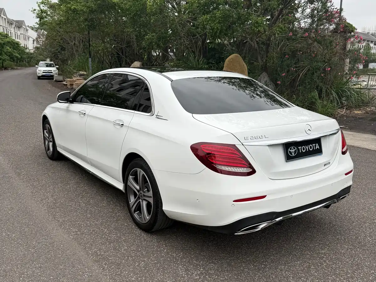 Mercedes-Benz E-Class 2020 Facelift E 260 L Sport фото 6