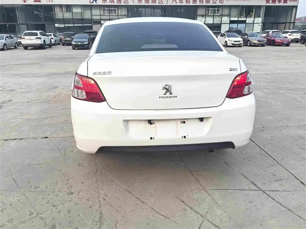 Фото 8 - Peugeot 301
