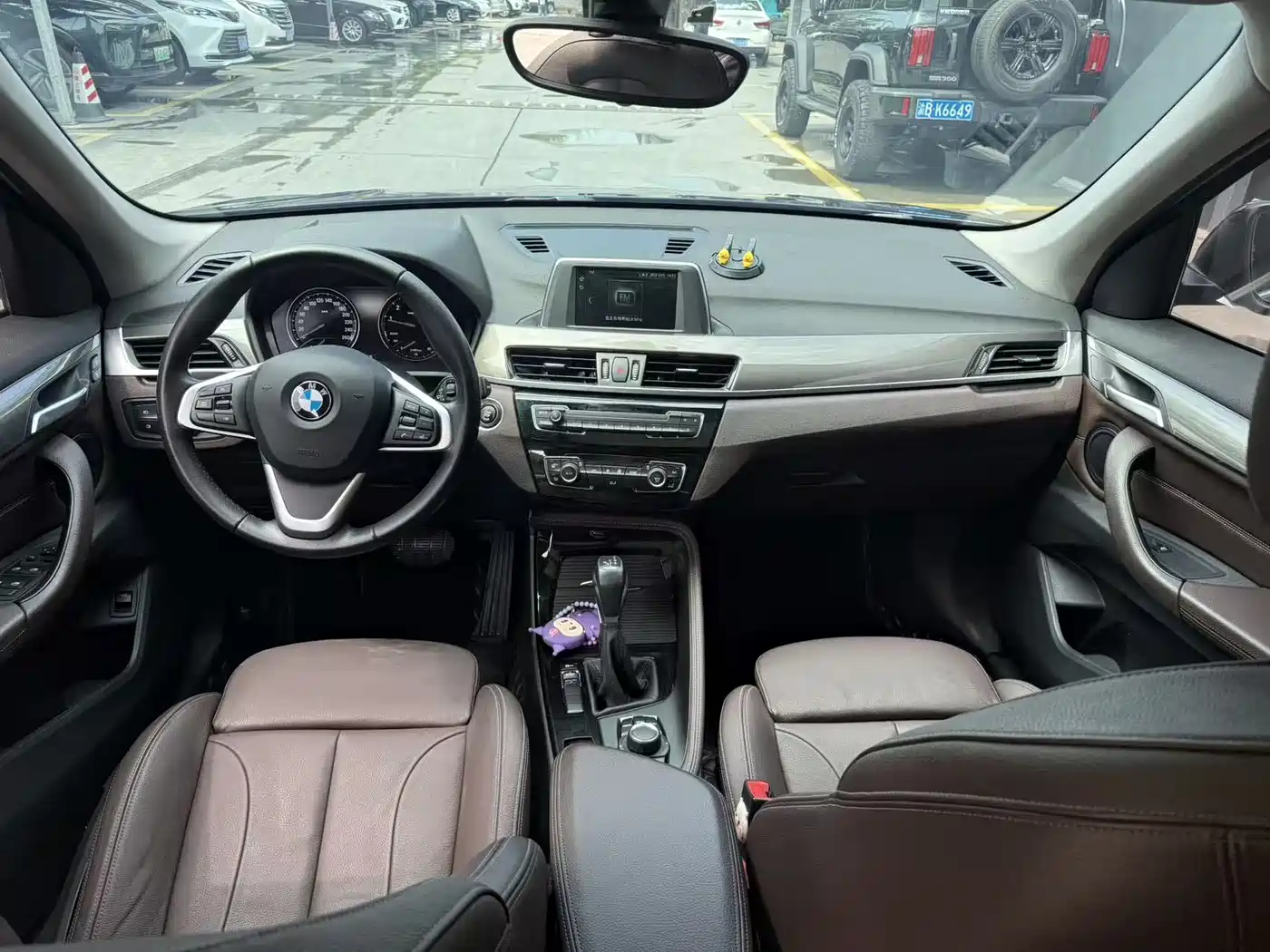 BMW X1 2019 sDrive18Li Premium Model фото 6