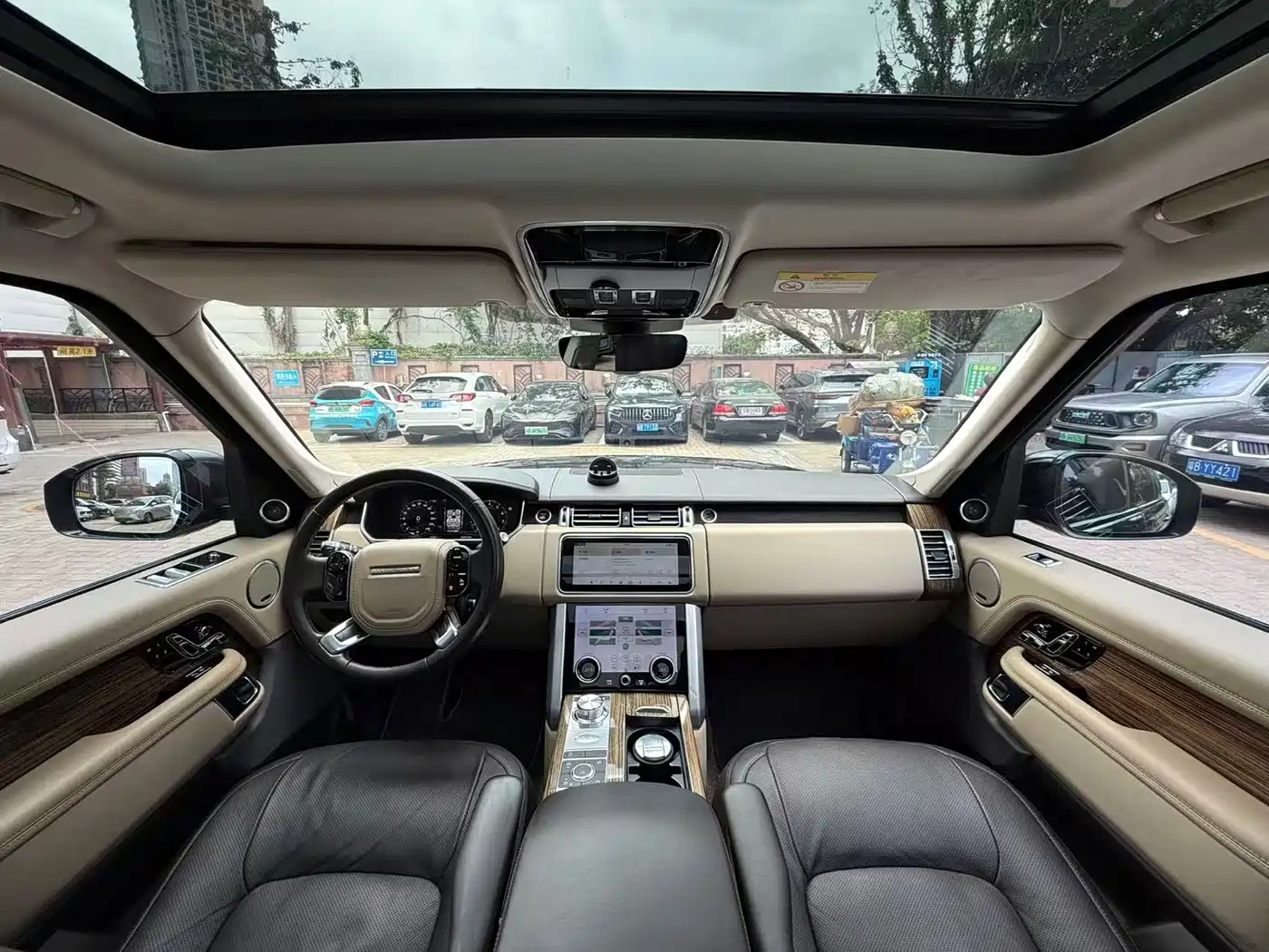Land Rover Range Rover 2018 3.0 SC V6 Vogue Heritage Edition фото 5