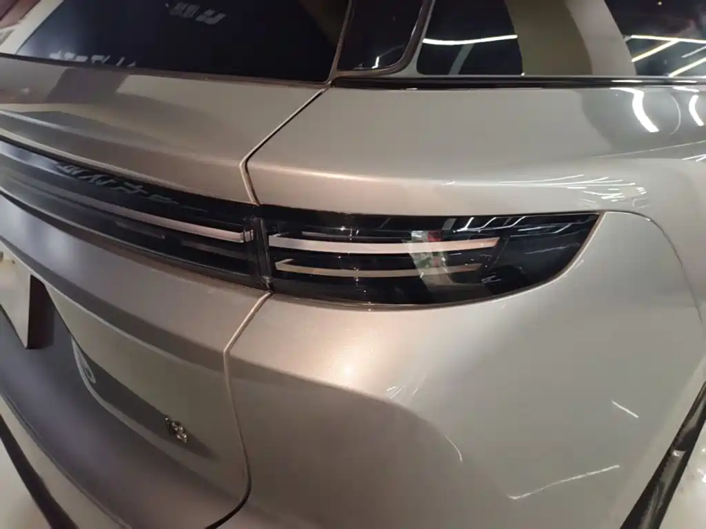 Li Auto Li i8 2025 2025 Standard Edition