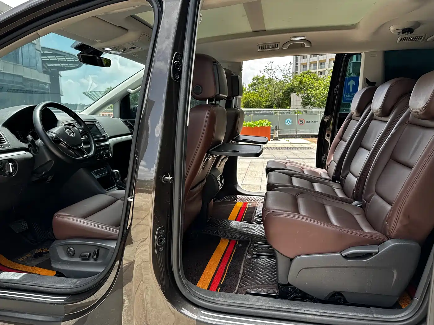 Volkswagen Sharan 2018 2018 380TSI Comfort 7-Seater