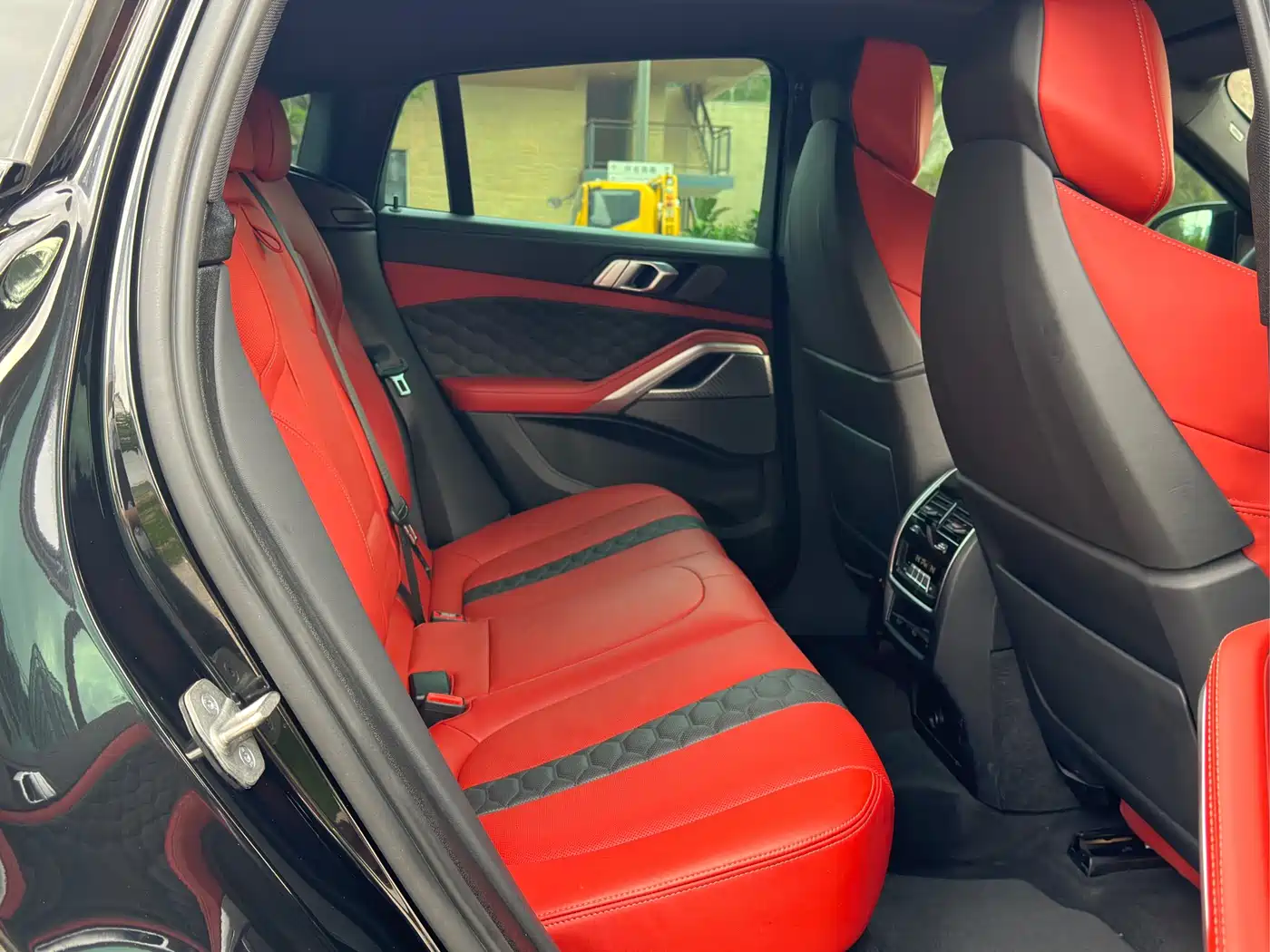 BMW X6 M 2022 X6 M фото 8