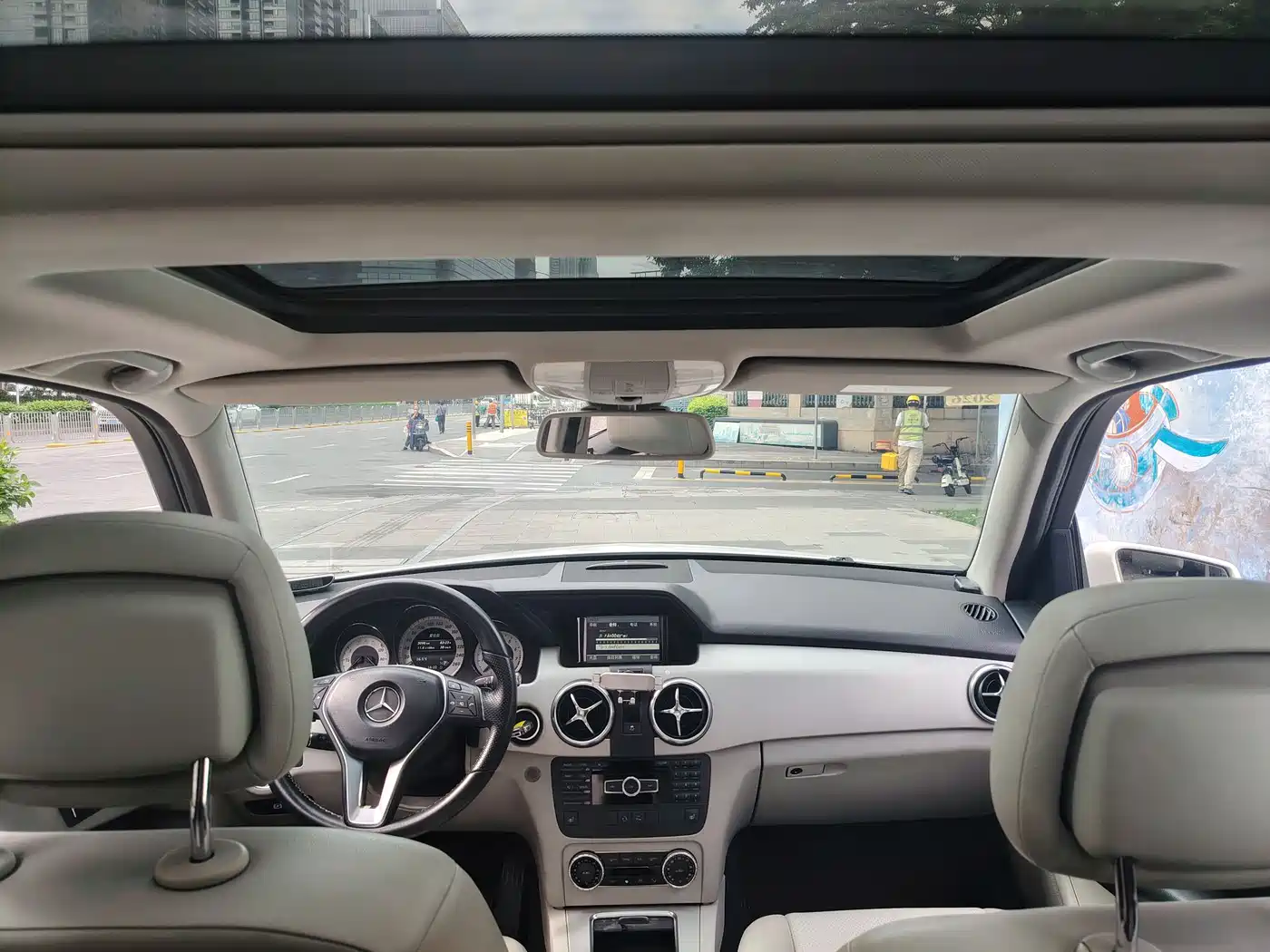 Mercedes-Benz GLK-Class 2013 GLK 300 4MATIC Dynamic Sunroof фото 12