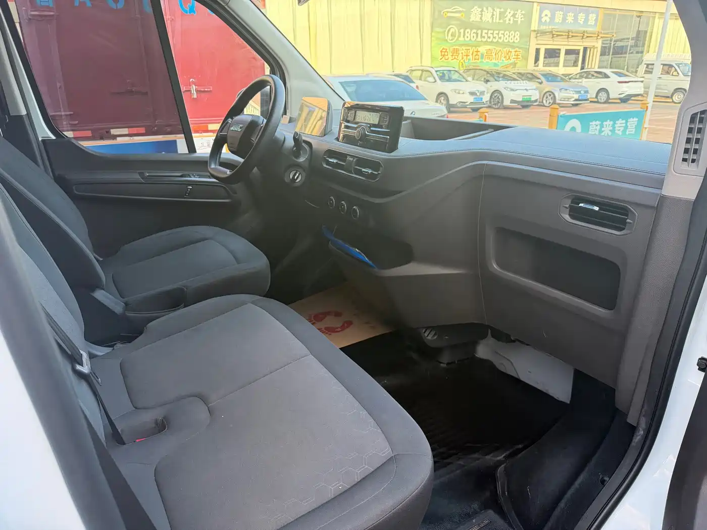 Jiangling E-Fushun 2025 2025 Clear Window Version 41.86kWh Short Wheelbase Low Roof