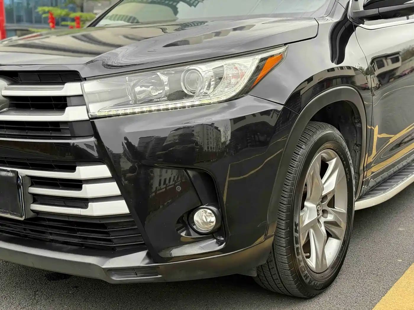 TOYOTA HIGHLANDER