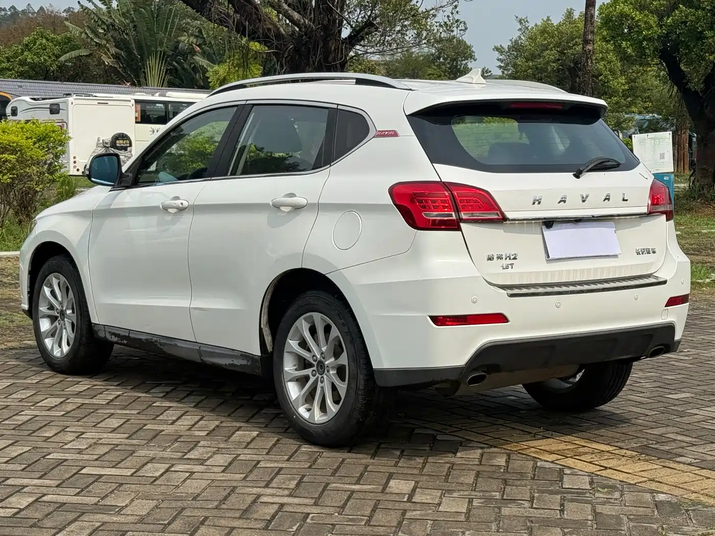 Haval H2 2017 Red Label 1.5T Manual 2WD Luxury фото 12