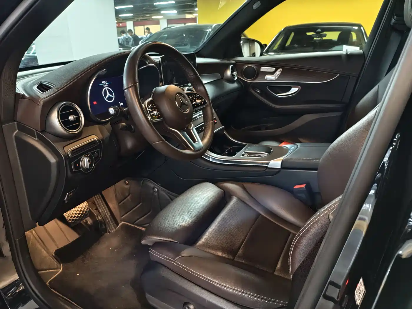Mercedes-Benz GLC 2020 Facelift GLC 260 L 4MATIC Luxury фото 9