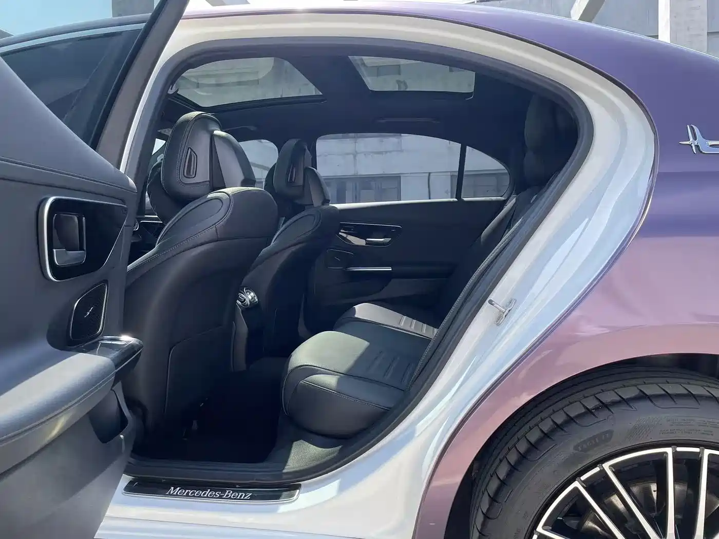 Mercedes-Benz C-Class 2024 C 260 L Sport фото 6