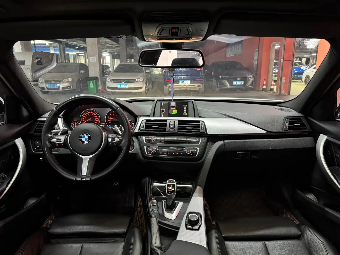 BMW 3 Series 2014 328Li Fashion фото 6