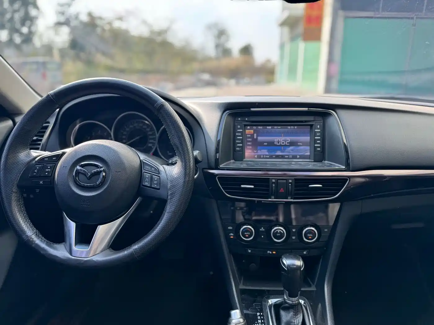 Mazda Atenza 2015 2.5L Skyactiv Prestige Edition фото 13