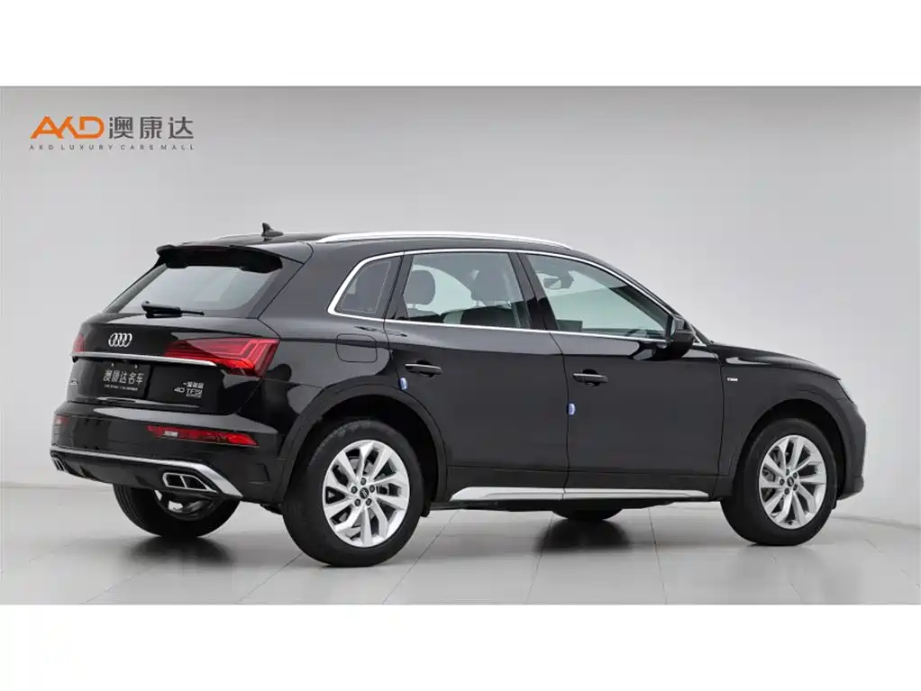 Audi Q5L 2021 40 TFSI Luxury Dynamic фото 3