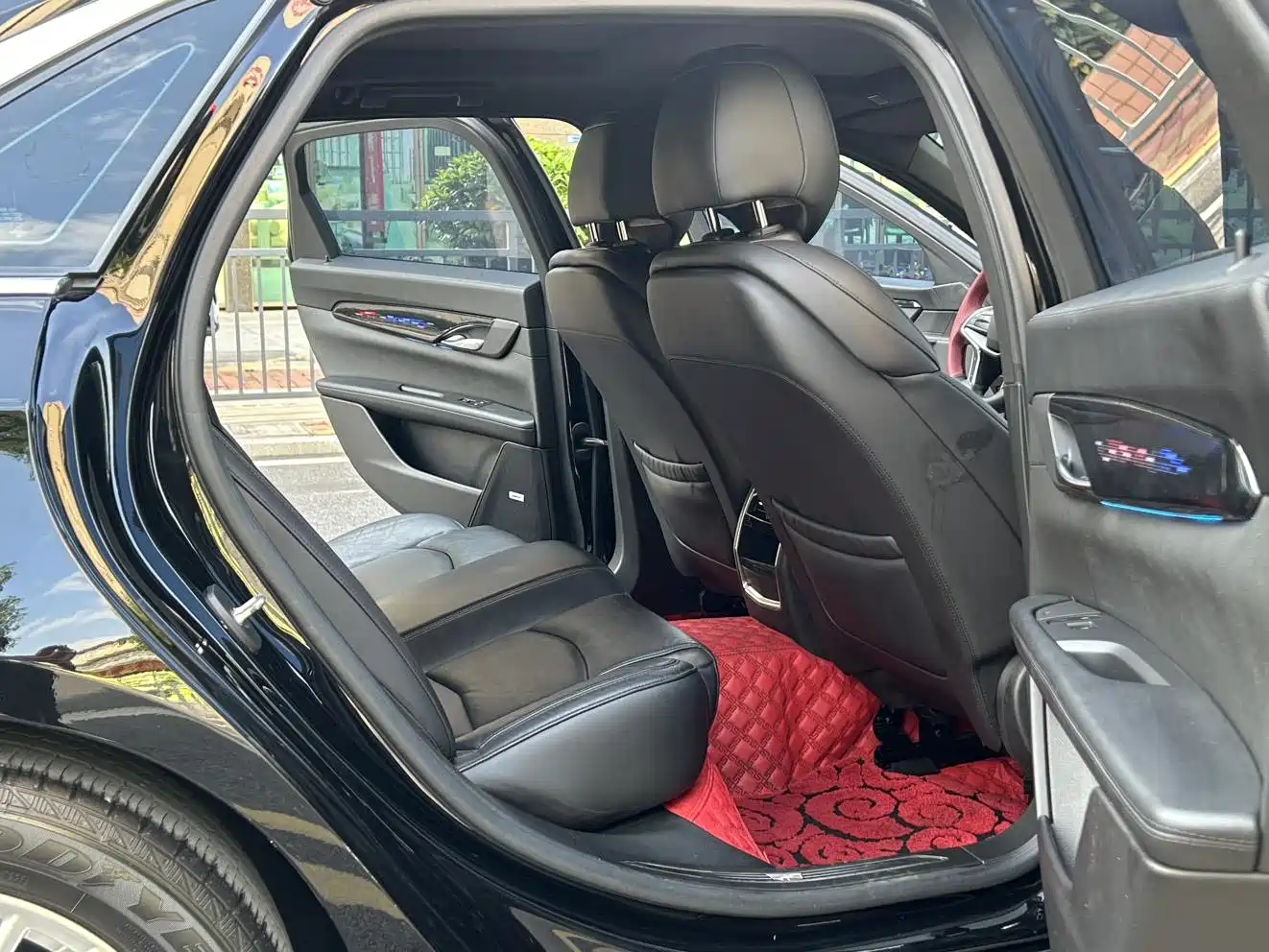 Cadillac CT6 2019 28T Luxury Model фото 10