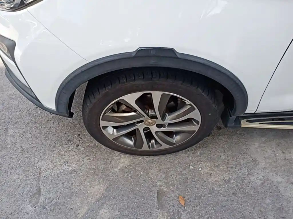 BYD Yuan 2018 2017 1.5L Manual Panoramic Sunroof