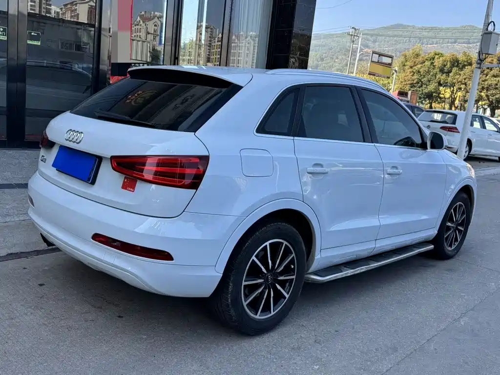 Фото 6 - Audi Q3