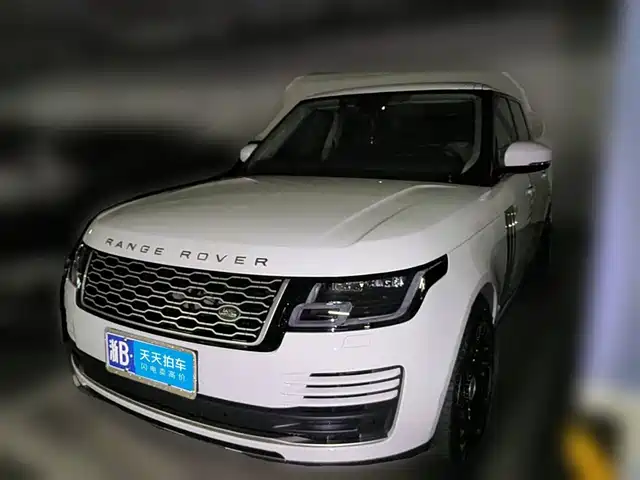 Land Rover Range Rover 2022 3.0 L6 360PS Heritage Edition — фото 1