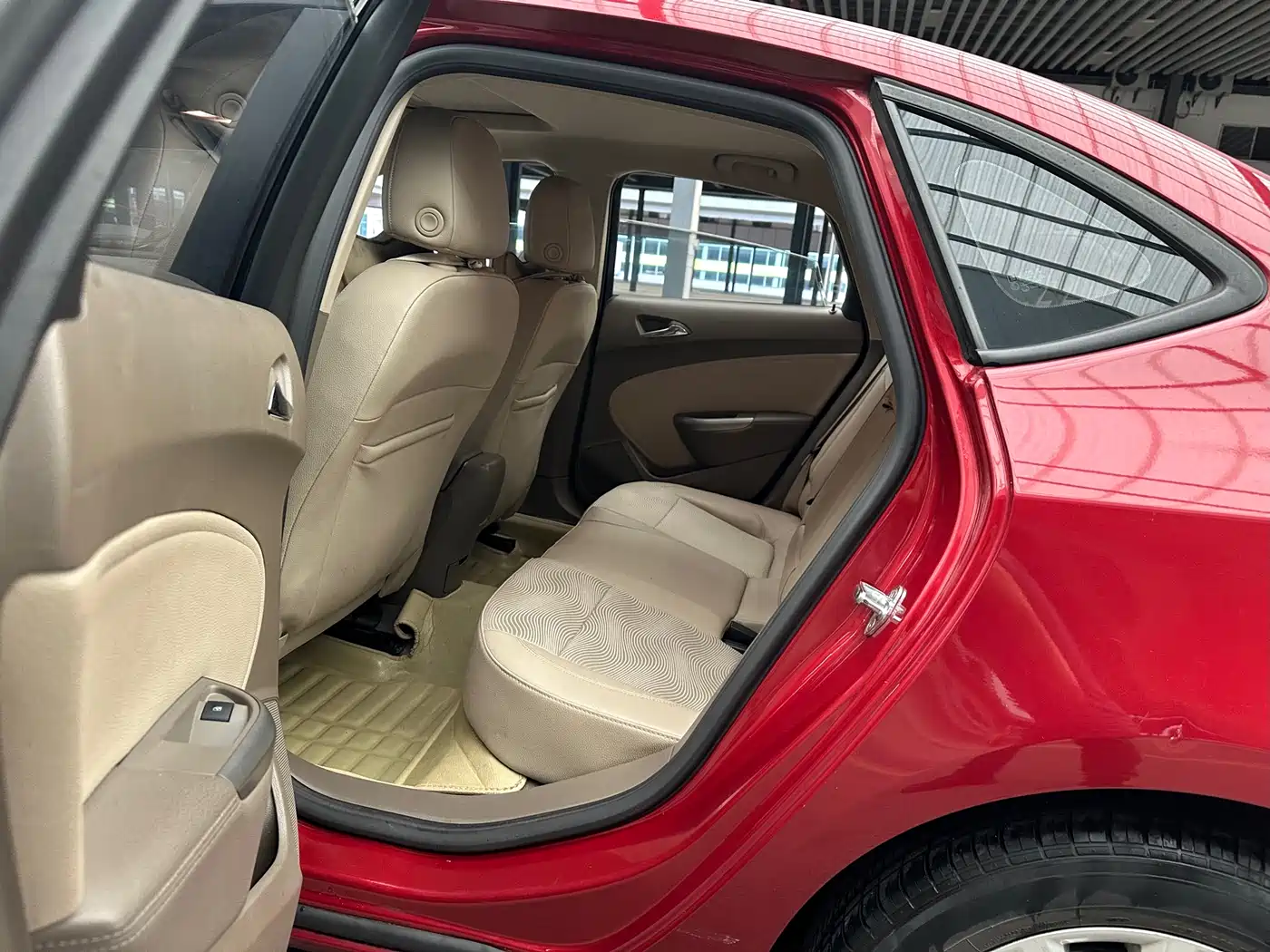 Buick Excelle 2013 GT 1.6L Automatic Fashion Edition фото 9