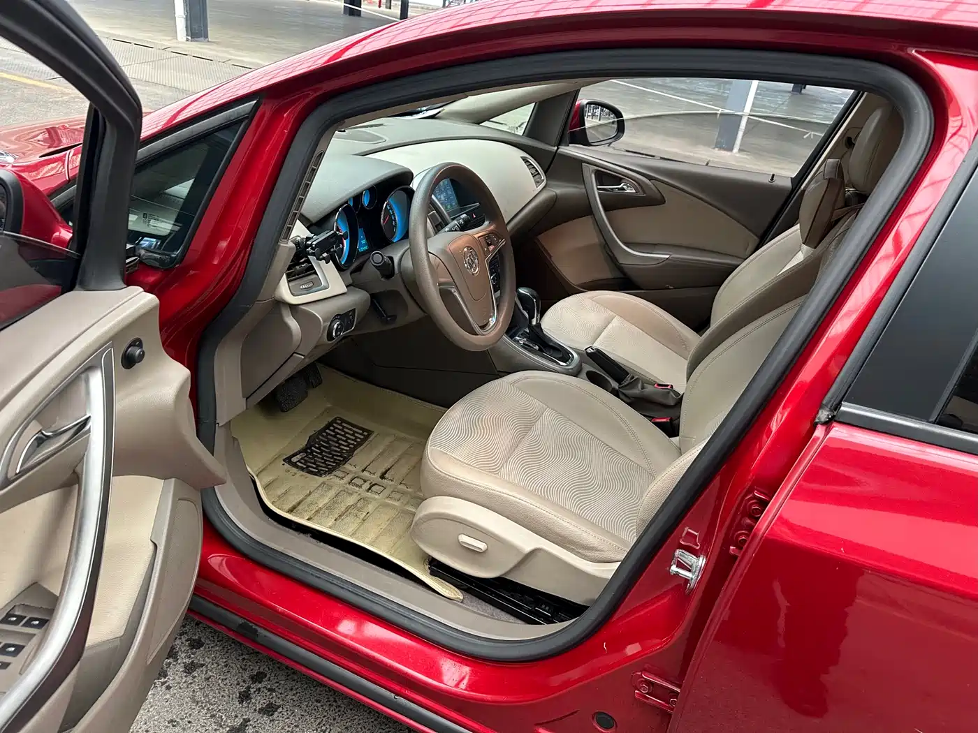 Buick Excelle 2013 GT 1.6L Automatic Fashion Edition фото 14