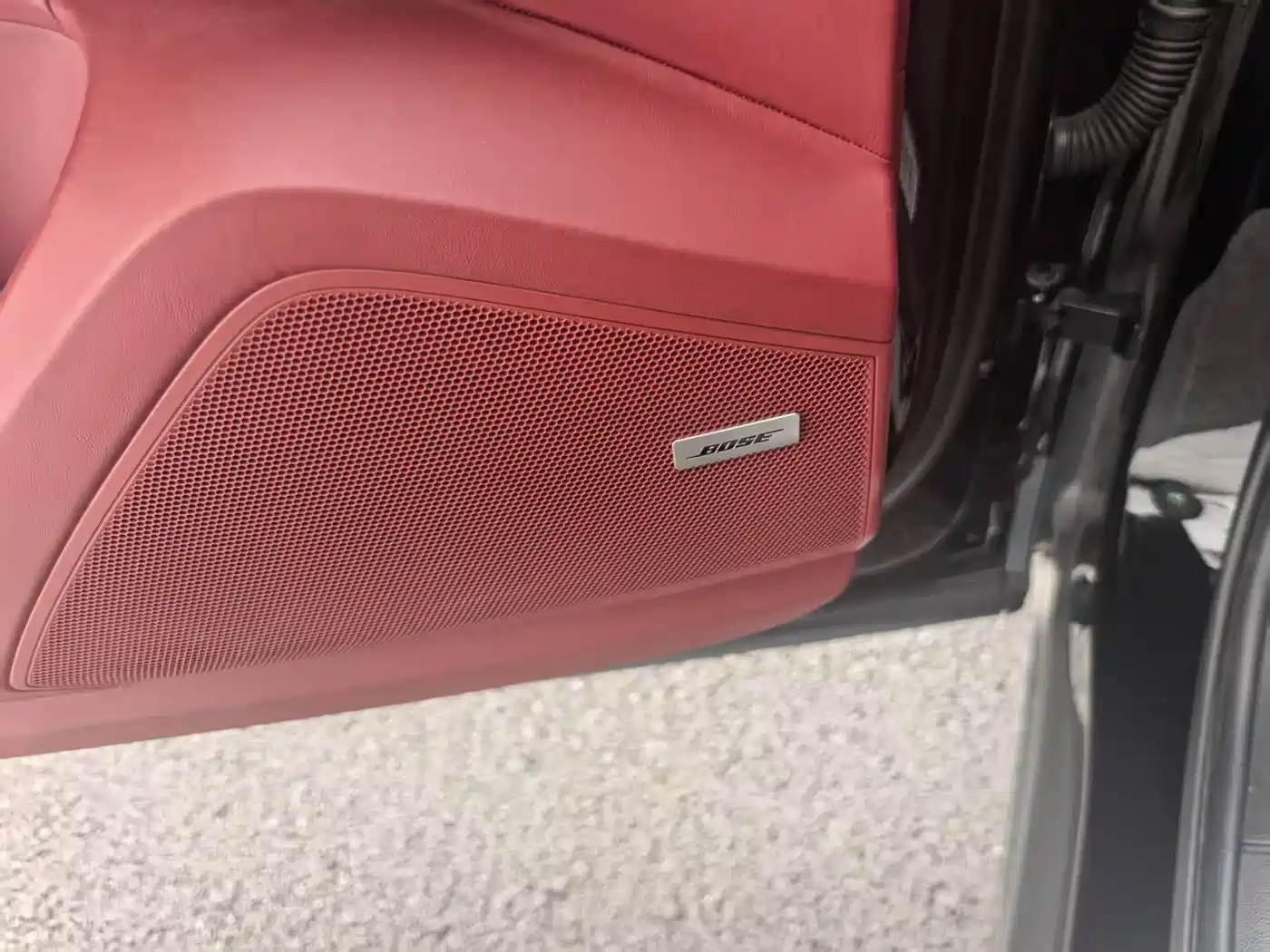 Porsche Cayenne New Energy 2023 Cayenne E-Hybrid 2.0T Platinum Edition фото 8