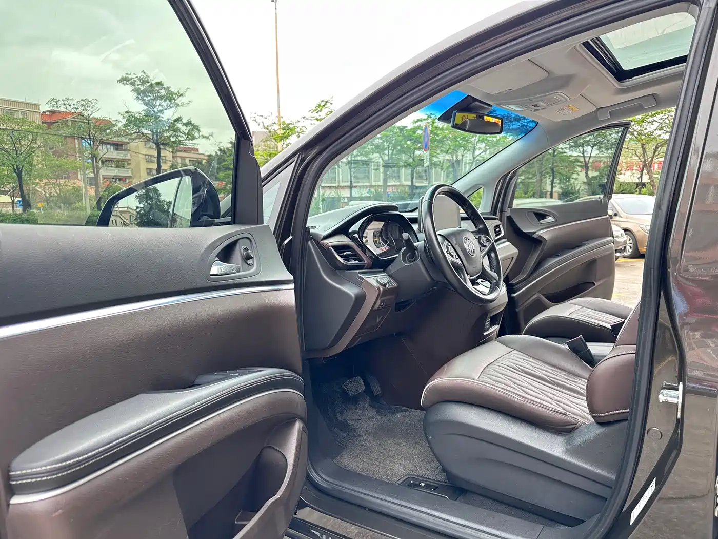 BUICK GL8