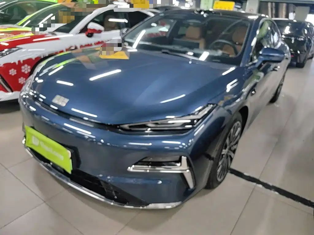Geely Galaxy Galaxy Xingyao 8 2025
