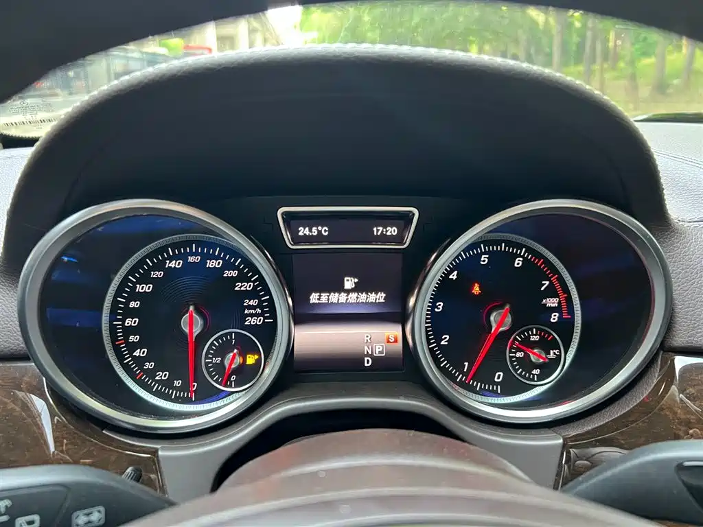 Mercedes-Benz GLS 2018 GLS 400 4MATIC Dynamic фото 10