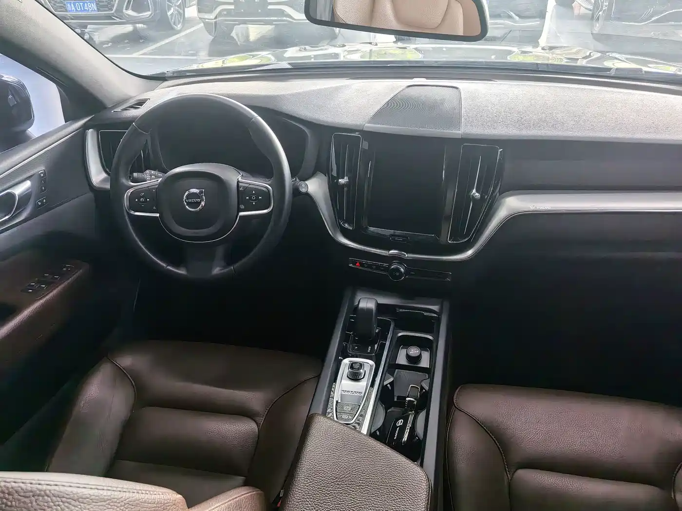 Photo 4 - Volvo XC60