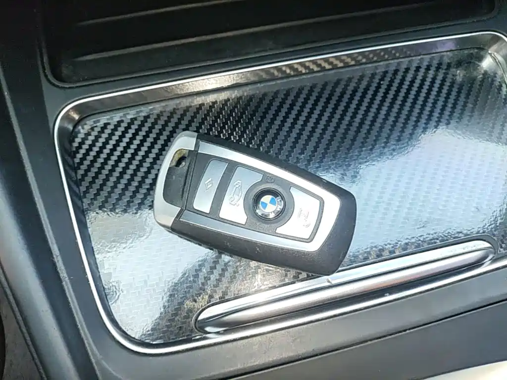 Фото 9 - BMW 3 Series