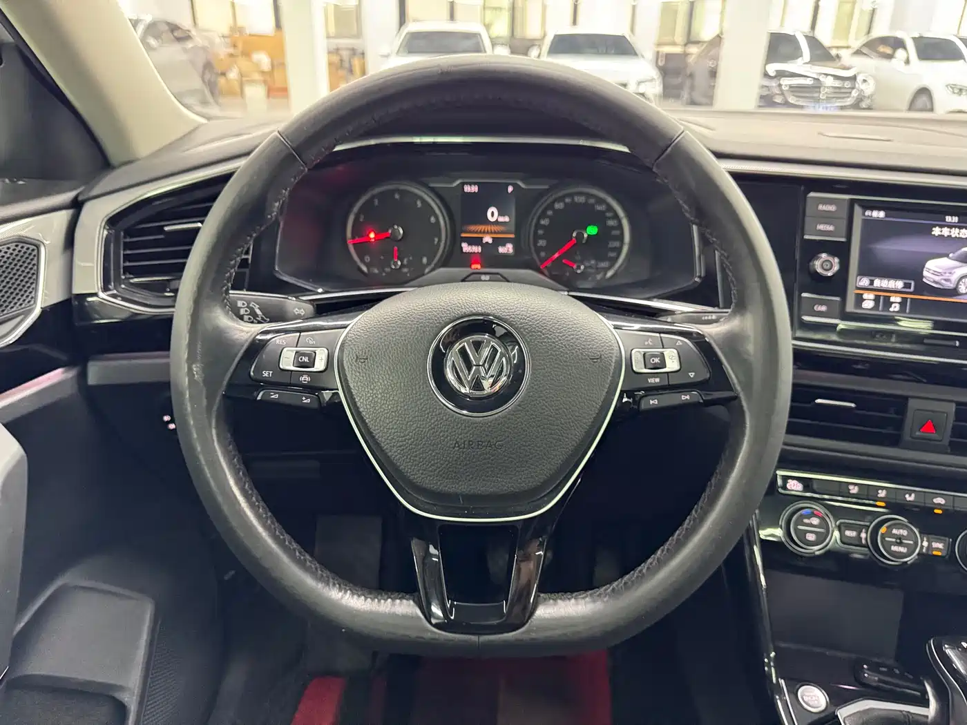 Volkswagen Tayron 2019 330TSI 2WD Luxury China VI фото 12
