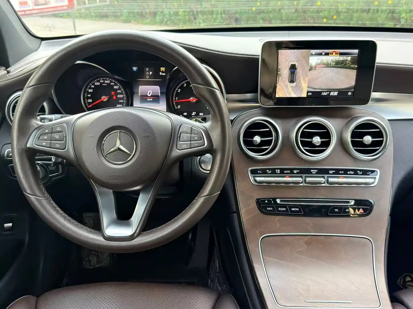 Mercedes-Benz GLC 2018 GLC 300 4MATIC Dynamic фото 16