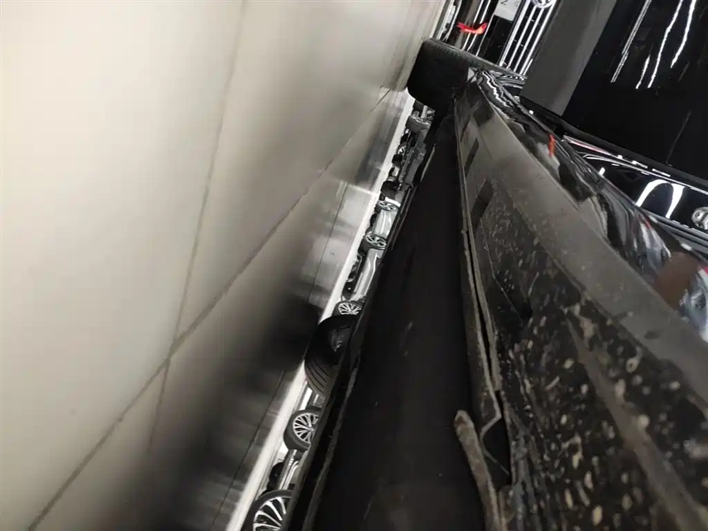 Фото 21 - Volkswagen Phideon