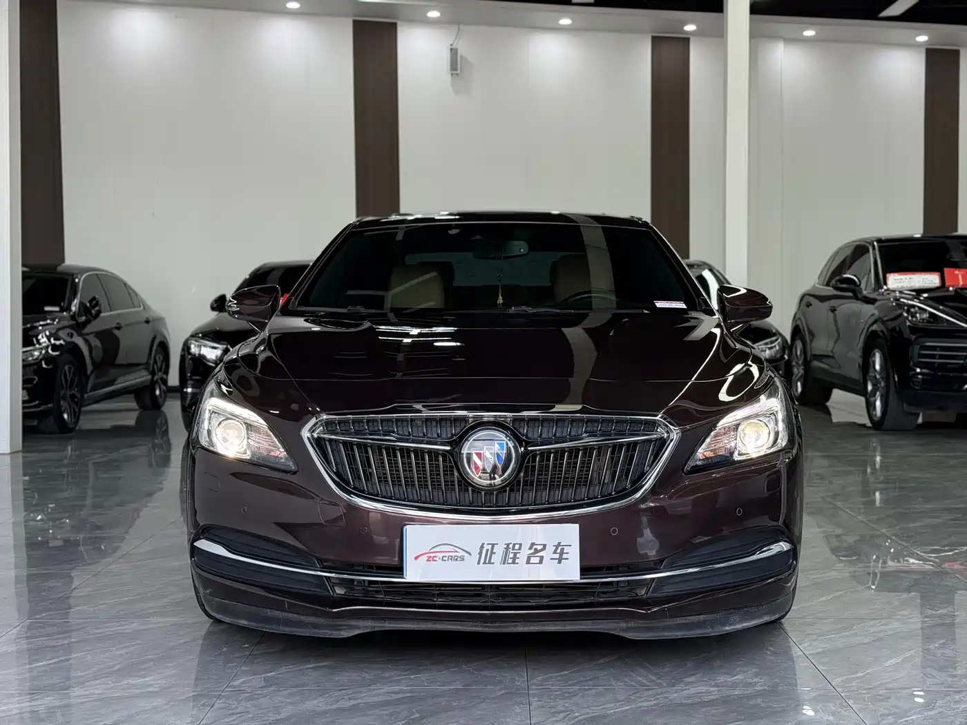 Buick LaCrosse 2016 20T Luxury фото 2