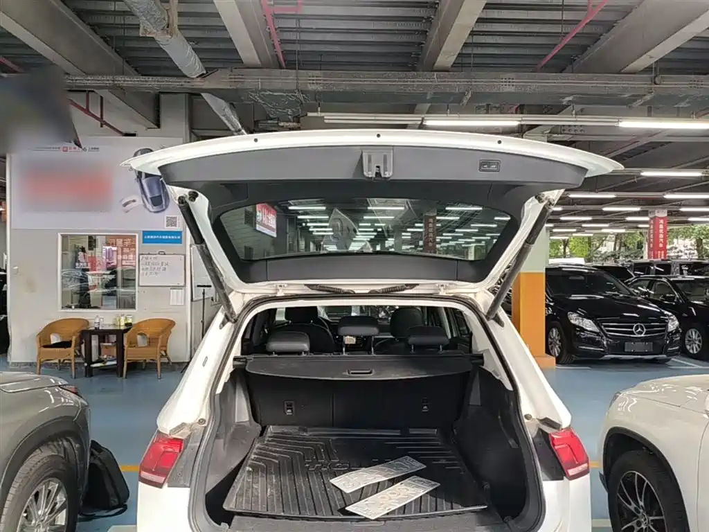Volkswagen Tiguan L 2019 330TSI Auto 2WD Smart Luxury Edition China V фото 19