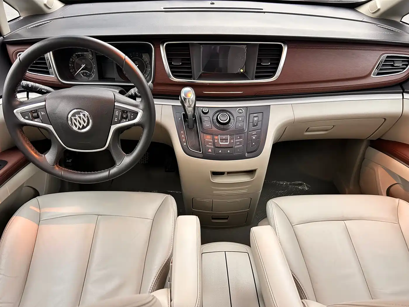Buick GL8 2018 28T Luxury Model China VI фото 10
