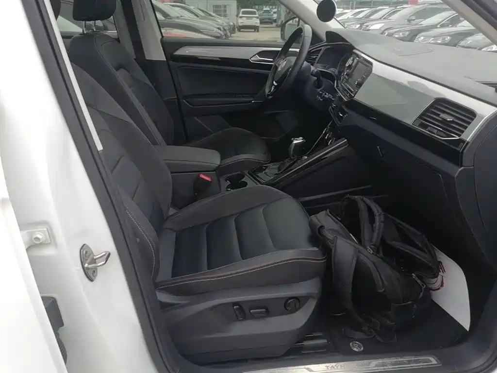 Volkswagen Tayron 2019 330TSI 2WD Luxury China VI фото 25