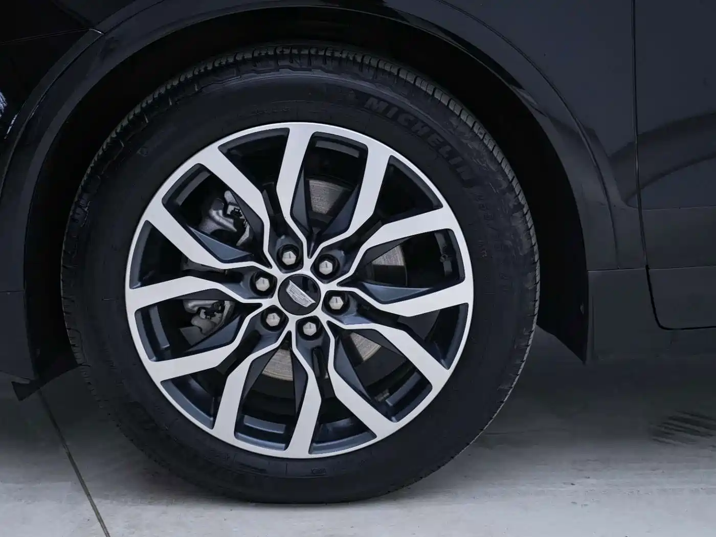 Cadillac XT5 2024 2022 2.0T AWD Luxury (Hummingbird Edition)