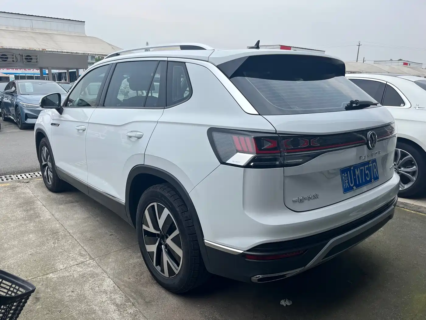 Volkswagen Tayron 2023 300TSI 2WD Luxury Plus Advanced Edition фото 6