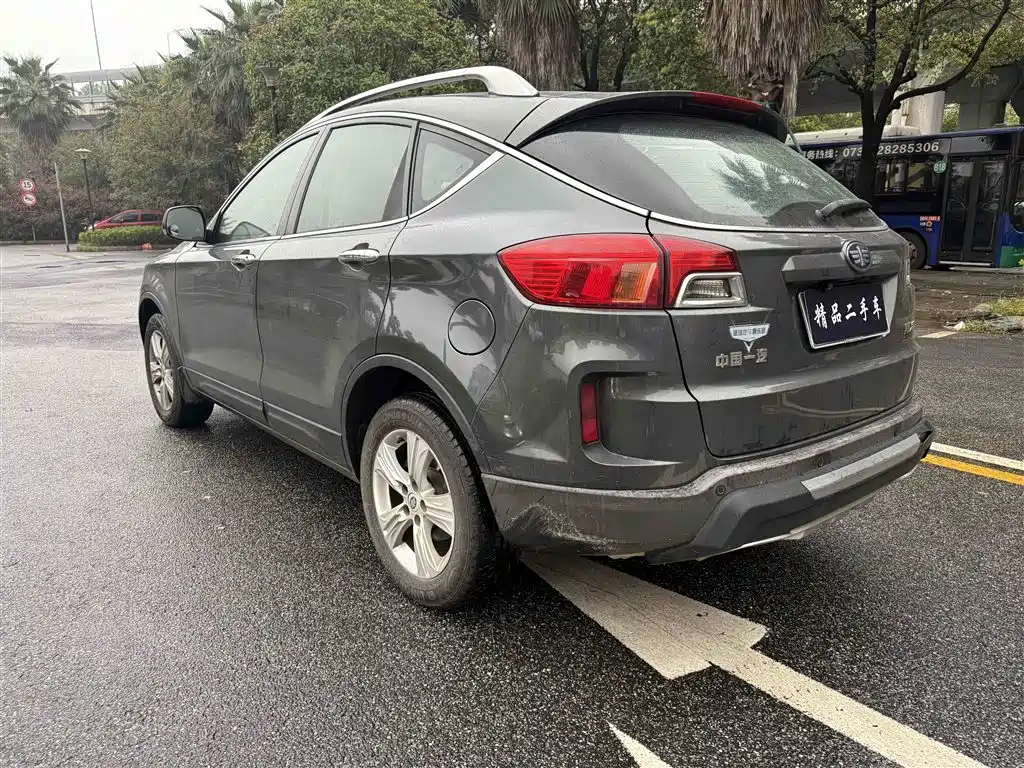 Besturn X80 2015 2015 2.0L Automatic Comfort Anniversary Edition