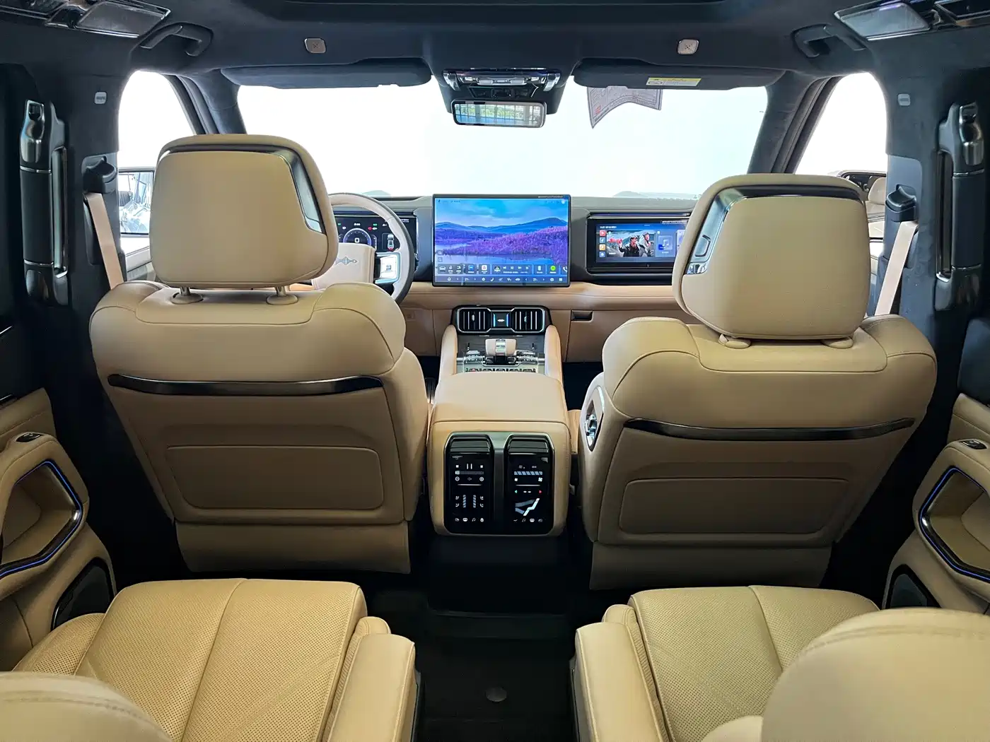 Fang Cheng Bao Leopard 8 2025 2025 Zhiyong Flagship 6-Seater