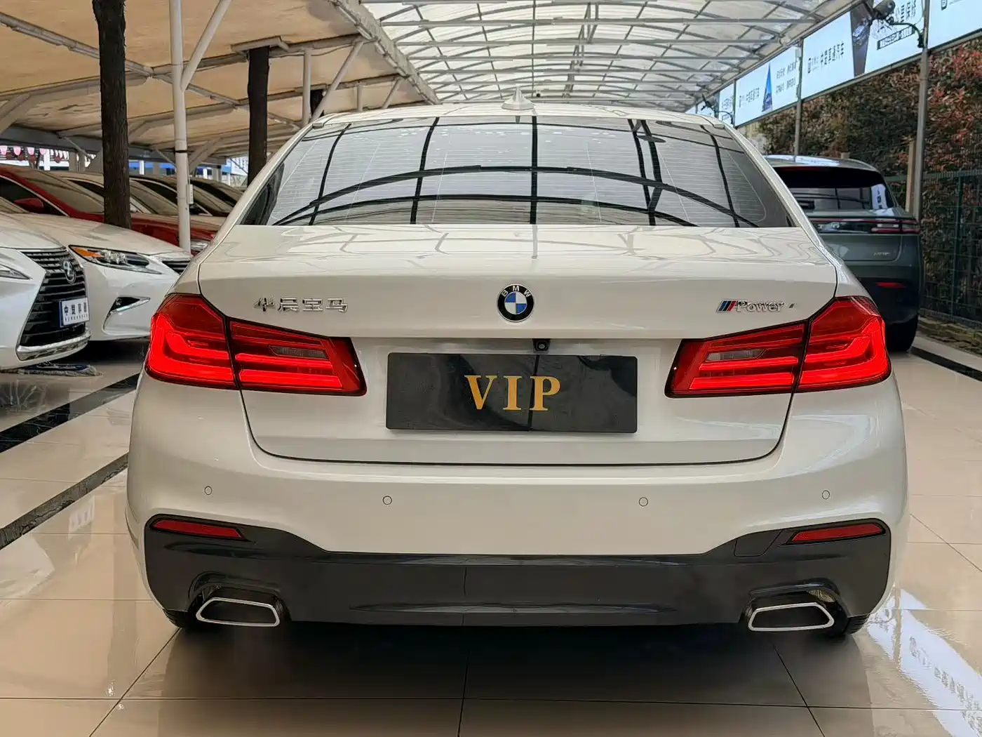 BMW 5 Series 2019 525Li M Sport Package фото 14