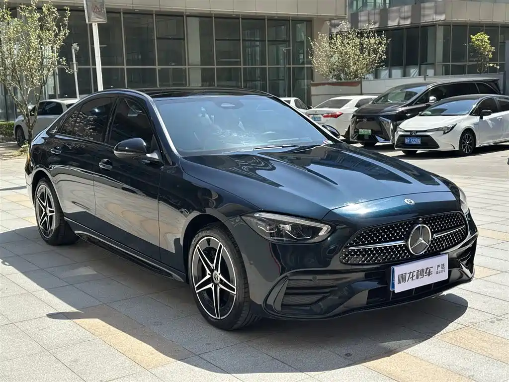Mercedes-Benz C-Class 2023 C 260 L Night Edition Sport фото 5