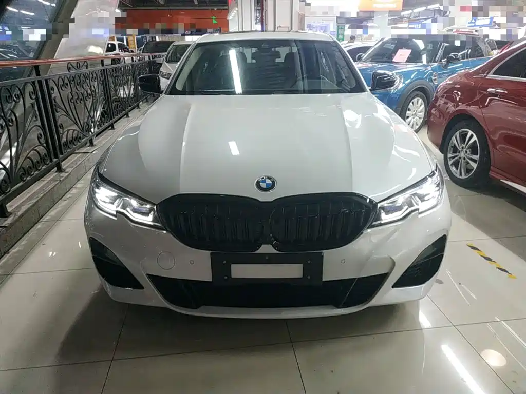 BMW 3-SERIES