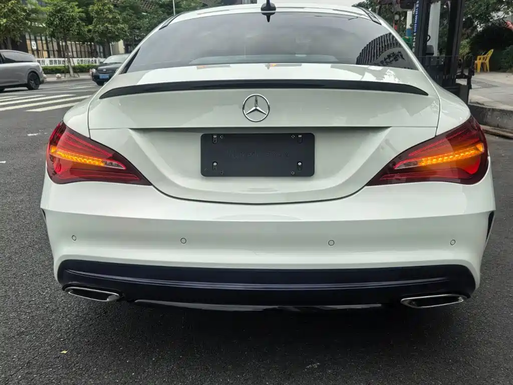 Mercedes-Benz CLA (Import) 2017 Facelift CLA 200 Style фото 9
