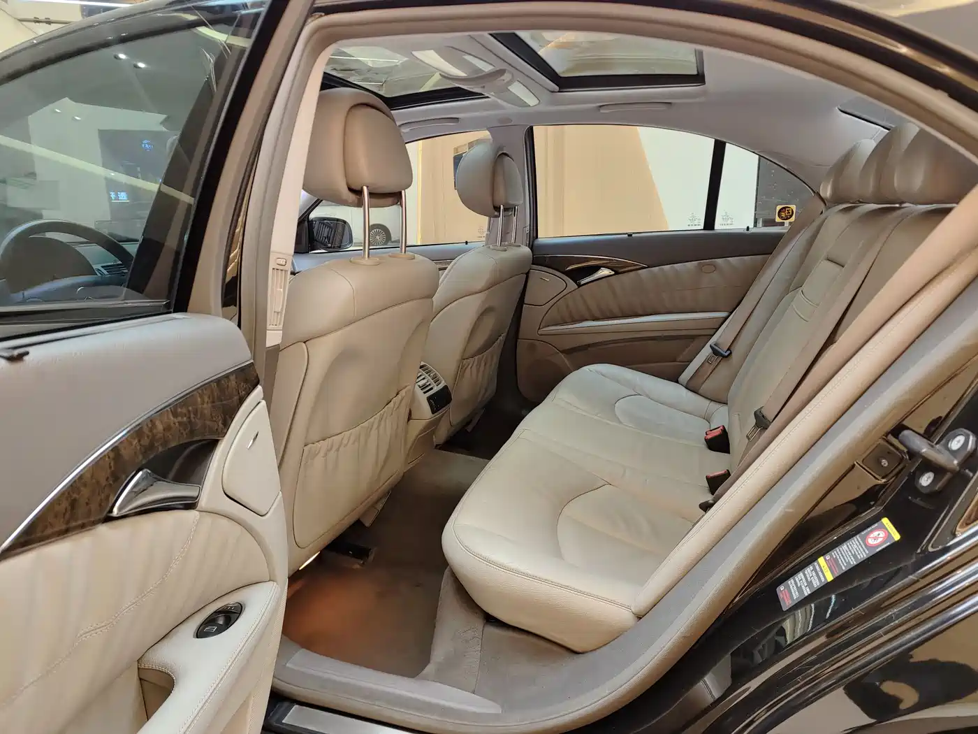 Mercedes-Benz E-Class 2007 E 350 Fashion фото 11