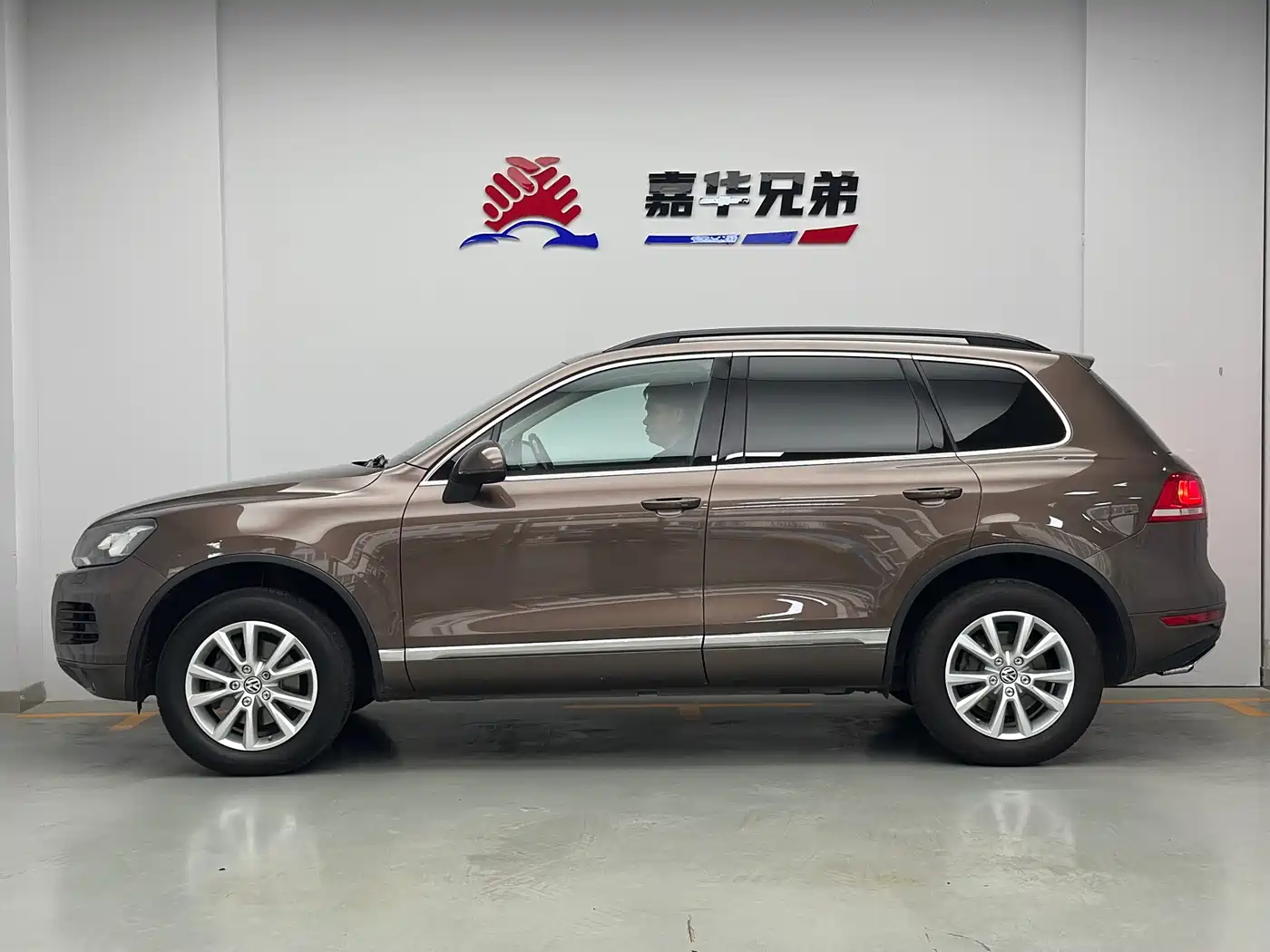 Volkswagen Touareg 2011 3.0TSI Premium фото 8